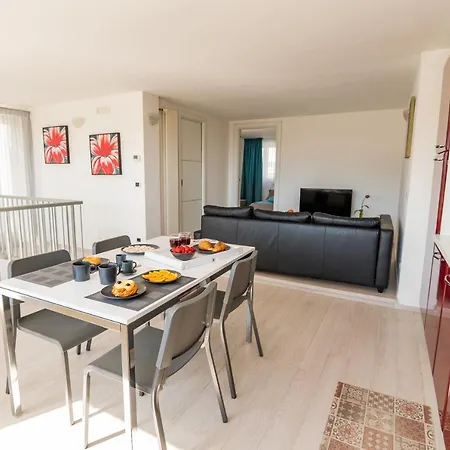 Apartament La Casa Sui Giardini *