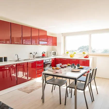 דירה La Casa Sui Giardini ויאסטה